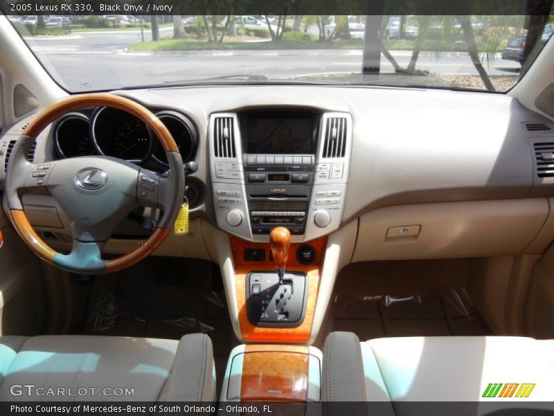 Black Onyx / Ivory 2005 Lexus RX 330