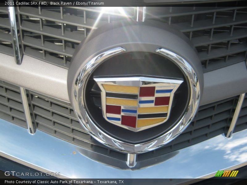 Black Raven / Ebony/Titanium 2011 Cadillac SRX FWD