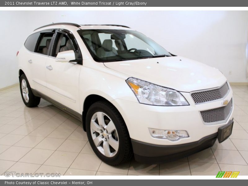 White Diamond Tricoat / Light Gray/Ebony 2011 Chevrolet Traverse LTZ AWD