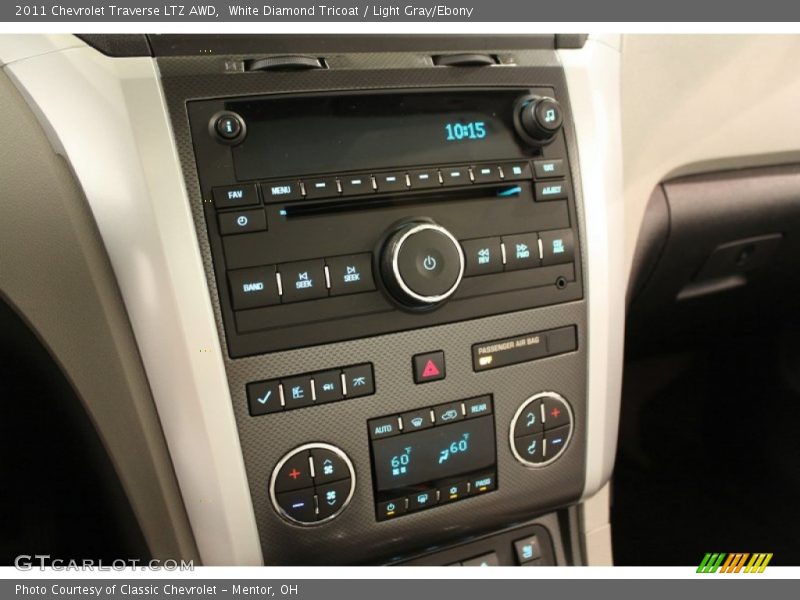 White Diamond Tricoat / Light Gray/Ebony 2011 Chevrolet Traverse LTZ AWD