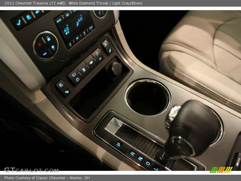 White Diamond Tricoat / Light Gray/Ebony 2011 Chevrolet Traverse LTZ AWD