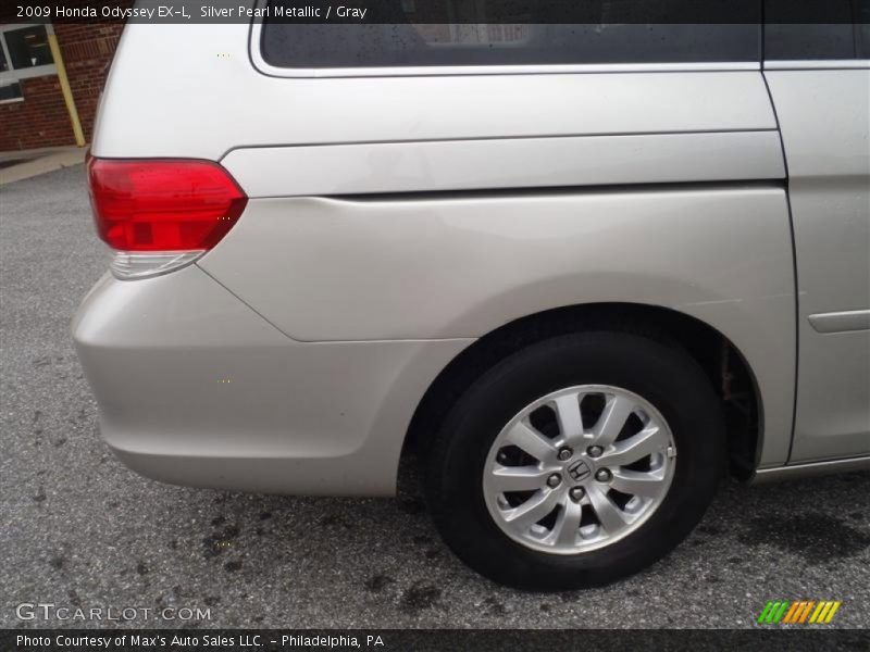 Silver Pearl Metallic / Gray 2009 Honda Odyssey EX-L