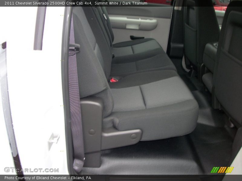 Summit White / Dark Titanium 2011 Chevrolet Silverado 2500HD Crew Cab 4x4