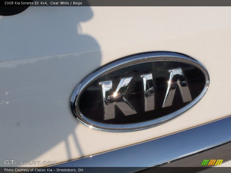 Clear White / Beige 2008 Kia Sorento EX 4x4