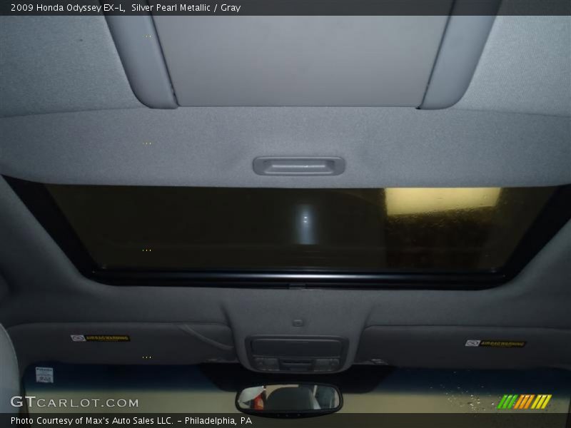 Silver Pearl Metallic / Gray 2009 Honda Odyssey EX-L