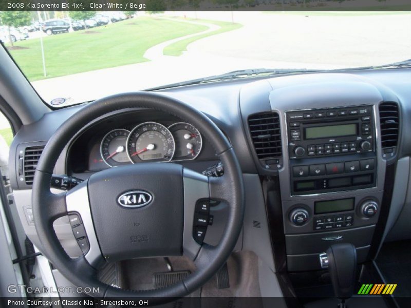 Clear White / Beige 2008 Kia Sorento EX 4x4