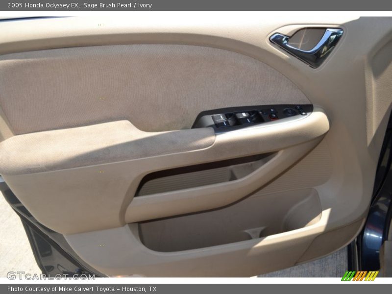 Sage Brush Pearl / Ivory 2005 Honda Odyssey EX