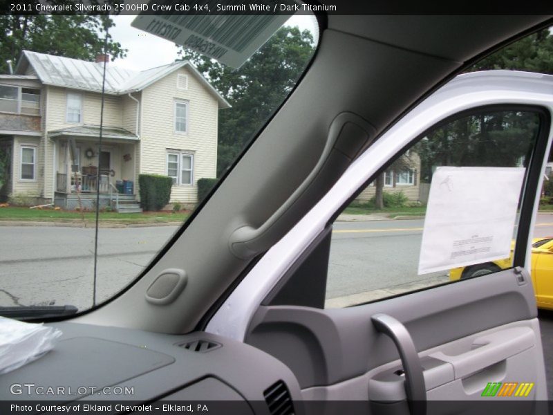 Summit White / Dark Titanium 2011 Chevrolet Silverado 2500HD Crew Cab 4x4