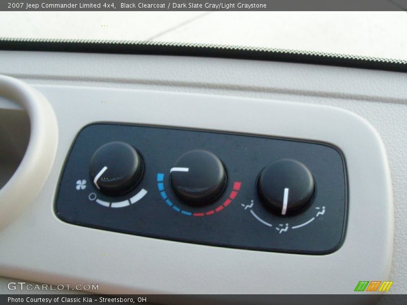 Black Clearcoat / Dark Slate Gray/Light Graystone 2007 Jeep Commander Limited 4x4