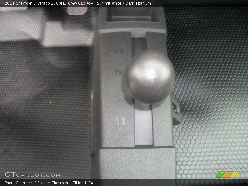 Summit White / Dark Titanium 2011 Chevrolet Silverado 2500HD Crew Cab 4x4