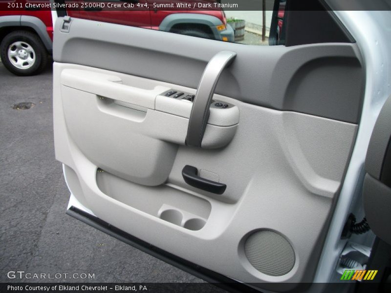 Summit White / Dark Titanium 2011 Chevrolet Silverado 2500HD Crew Cab 4x4