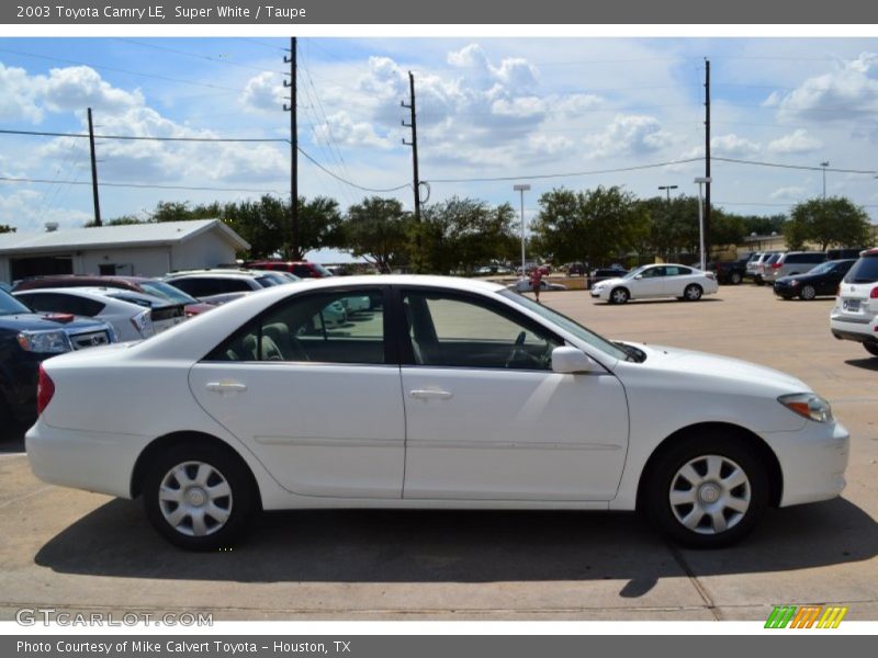Super White / Taupe 2003 Toyota Camry LE