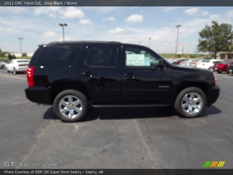 Onyx Black / Ebony 2011 GMC Yukon SLE