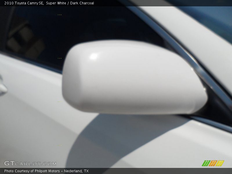 Super White / Dark Charcoal 2010 Toyota Camry SE