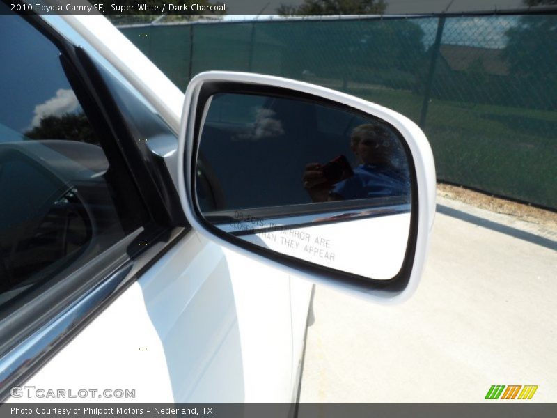 Super White / Dark Charcoal 2010 Toyota Camry SE
