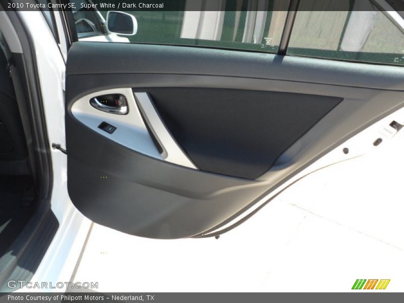 Super White / Dark Charcoal 2010 Toyota Camry SE