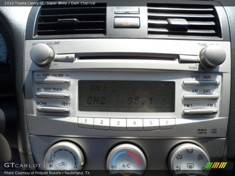 Super White / Dark Charcoal 2010 Toyota Camry SE