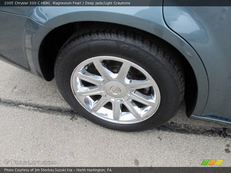 Magnesium Pearl / Deep Jade/Light Graystone 2005 Chrysler 300 C HEMI