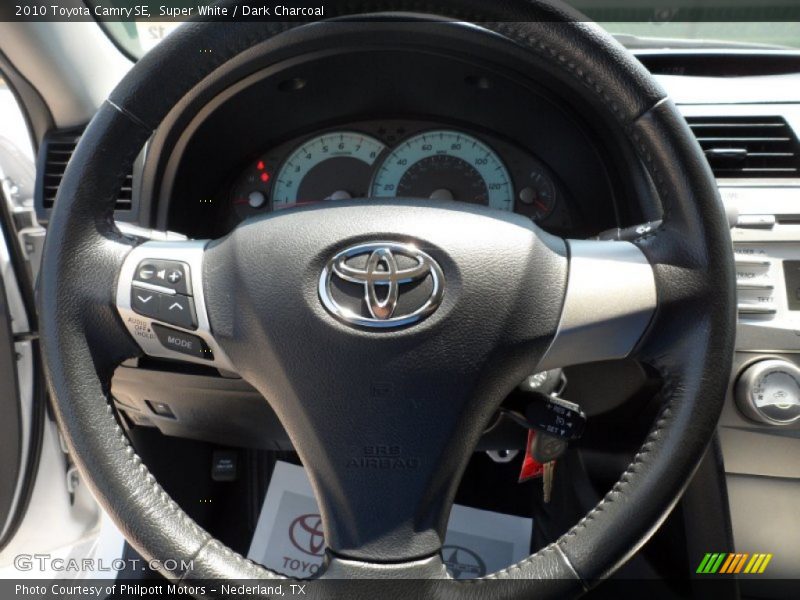 Super White / Dark Charcoal 2010 Toyota Camry SE