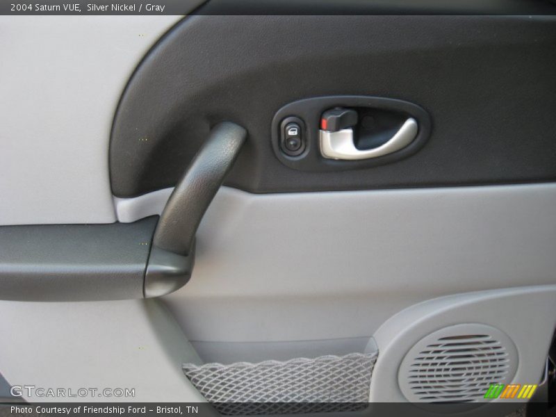Silver Nickel / Gray 2004 Saturn VUE