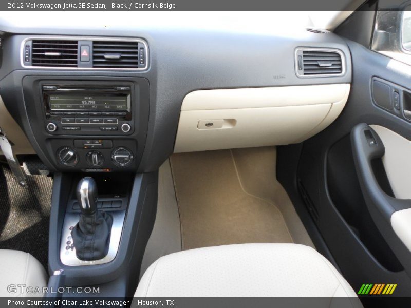 Black / Cornsilk Beige 2012 Volkswagen Jetta SE Sedan