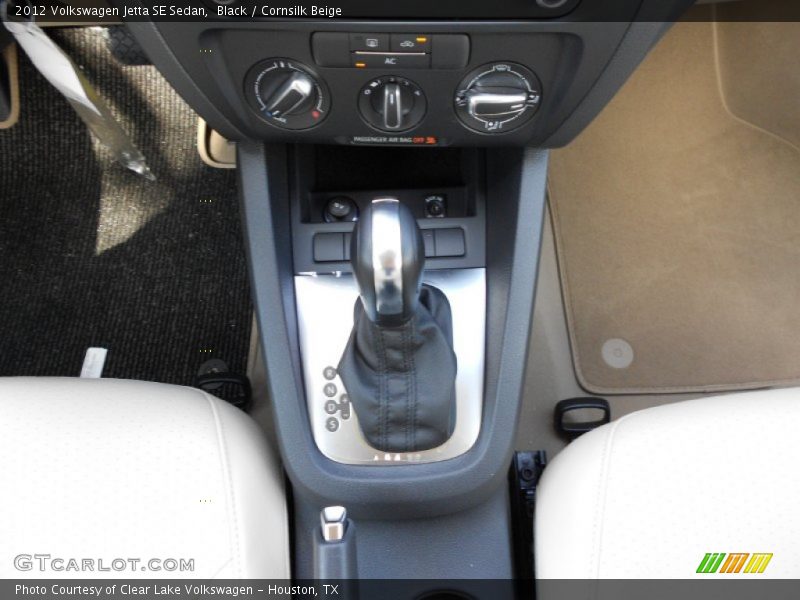 Black / Cornsilk Beige 2012 Volkswagen Jetta SE Sedan