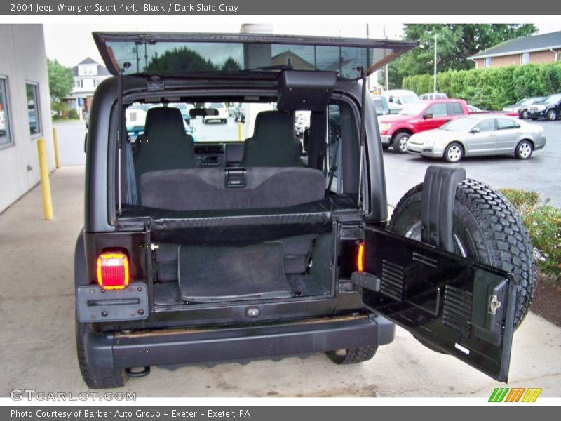Black / Dark Slate Gray 2004 Jeep Wrangler Sport 4x4