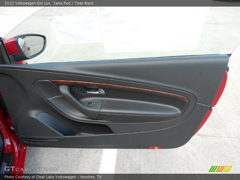 Salsa Red / Titan Black 2012 Volkswagen Eos Lux