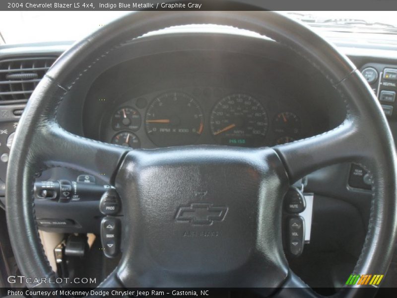  2004 Blazer LS 4x4 Steering Wheel