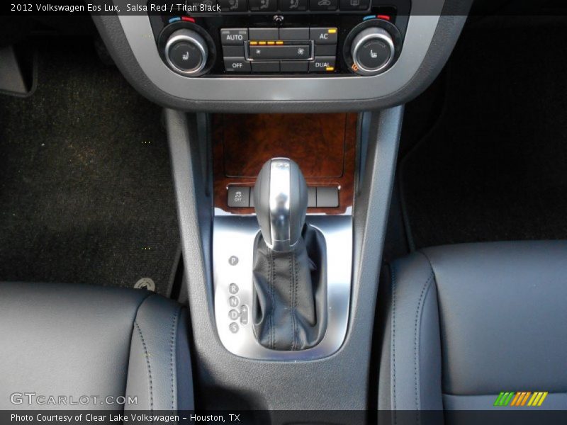 Salsa Red / Titan Black 2012 Volkswagen Eos Lux
