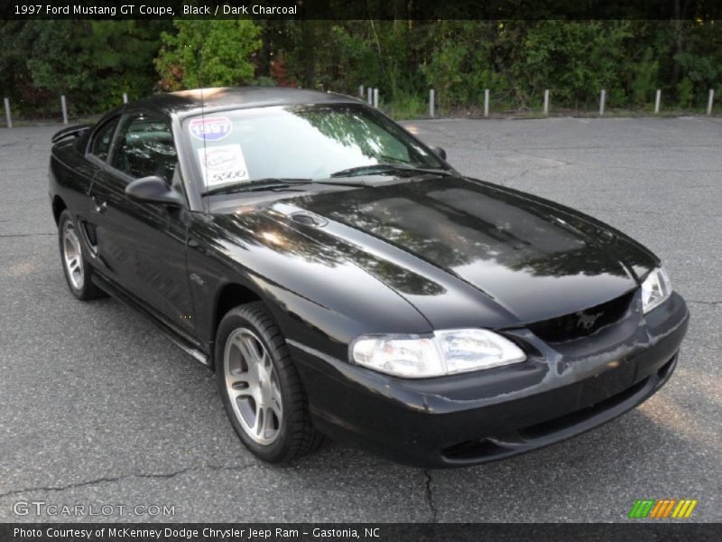 Front 3/4 View of 1997 Mustang GT Coupe