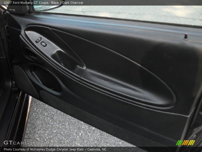 Black / Dark Charcoal 1997 Ford Mustang GT Coupe