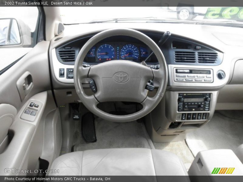 Desert Sand Mica / Oak 2002 Toyota Sienna XLE