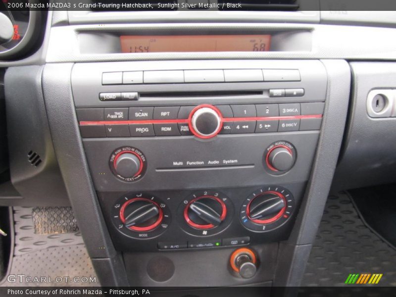 Sunlight Silver Metallic / Black 2006 Mazda MAZDA3 s Grand Touring Hatchback