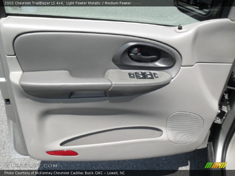 Light Pewter Metallic / Medium Pewter 2003 Chevrolet TrailBlazer LS 4x4