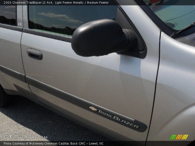 Light Pewter Metallic / Medium Pewter 2003 Chevrolet TrailBlazer LS 4x4