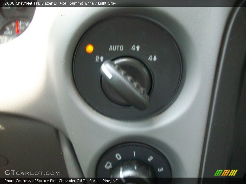 Summit White / Light Gray 2008 Chevrolet TrailBlazer LT 4x4