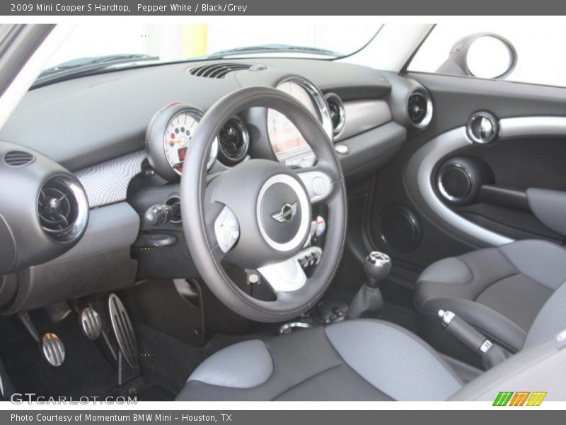 Pepper White / Black/Grey 2009 Mini Cooper S Hardtop
