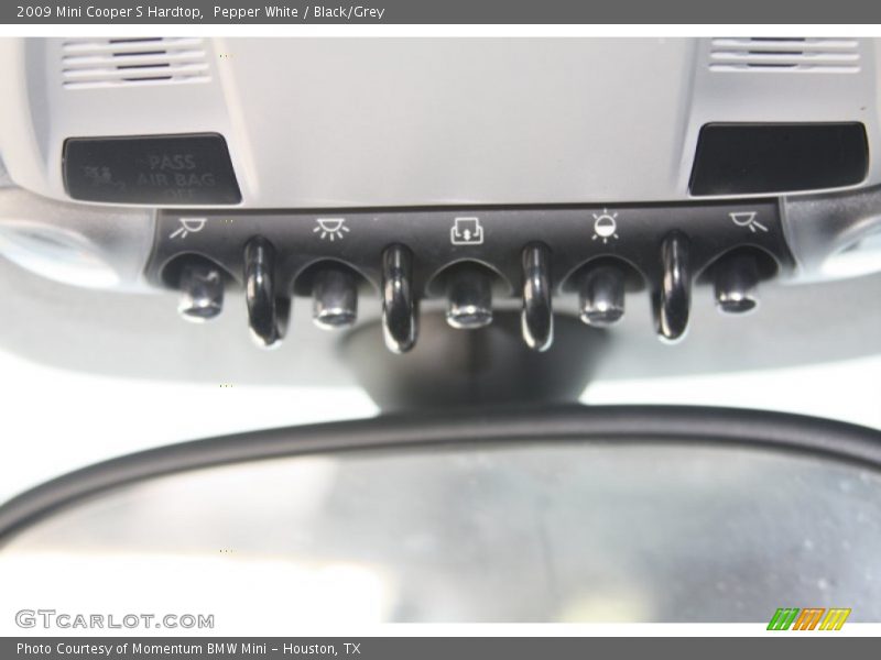Pepper White / Black/Grey 2009 Mini Cooper S Hardtop