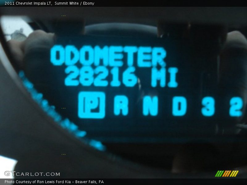 Summit White / Ebony 2011 Chevrolet Impala LT