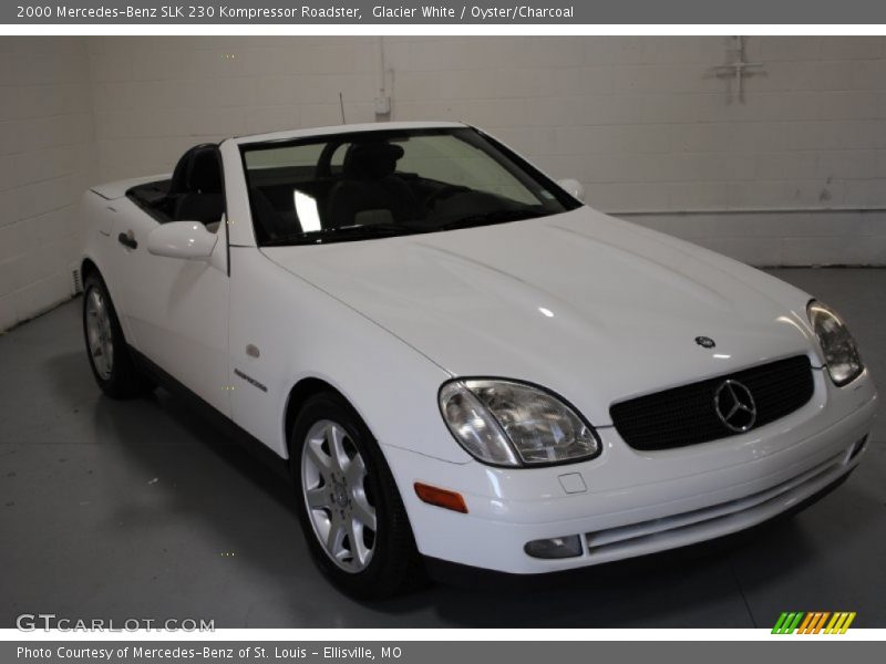 Glacier White / Oyster/Charcoal 2000 Mercedes-Benz SLK 230 Kompressor Roadster