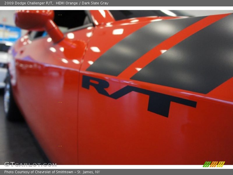  2009 Challenger R/T Logo