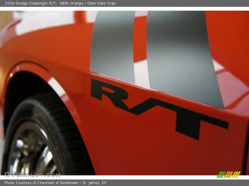 2009 Challenger R/T Logo