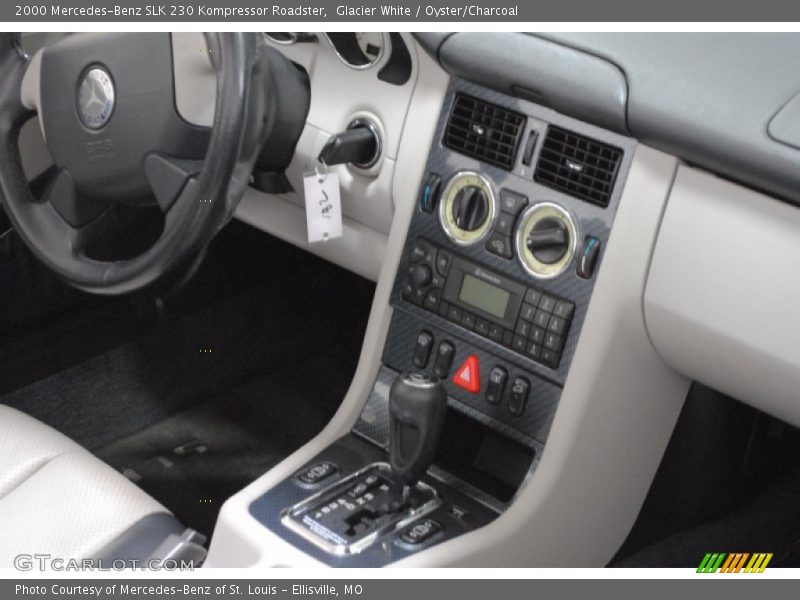 Glacier White / Oyster/Charcoal 2000 Mercedes-Benz SLK 230 Kompressor Roadster