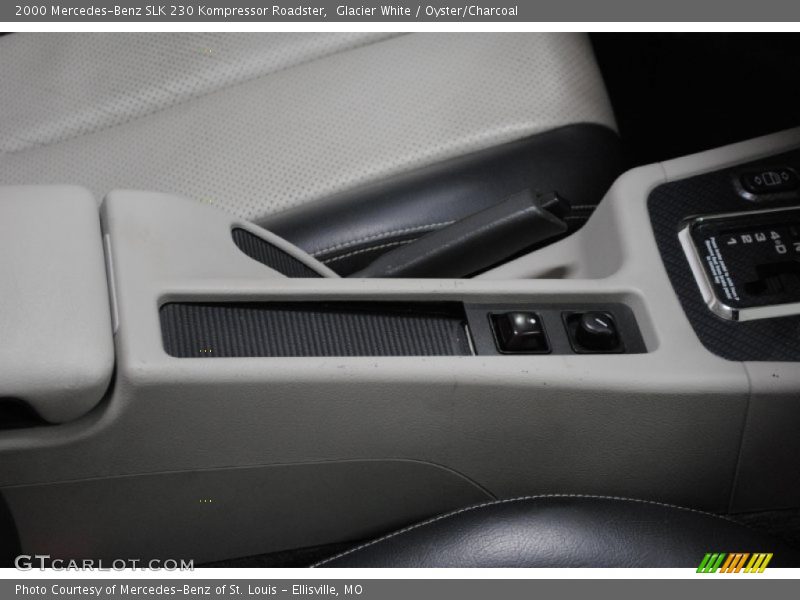 Glacier White / Oyster/Charcoal 2000 Mercedes-Benz SLK 230 Kompressor Roadster