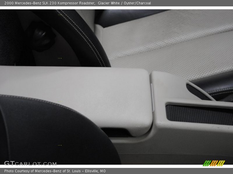 Glacier White / Oyster/Charcoal 2000 Mercedes-Benz SLK 230 Kompressor Roadster