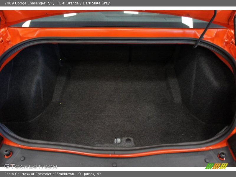  2009 Challenger R/T Trunk