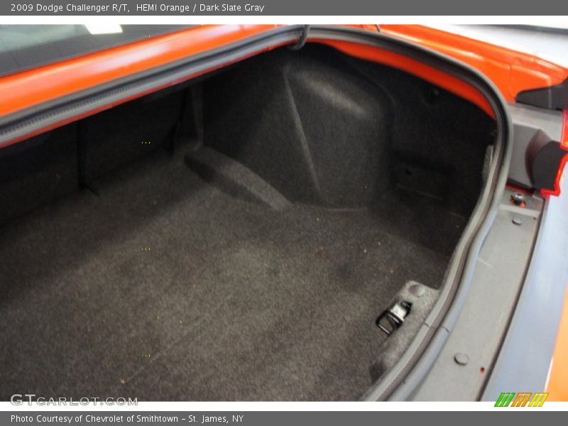  2009 Challenger R/T Trunk
