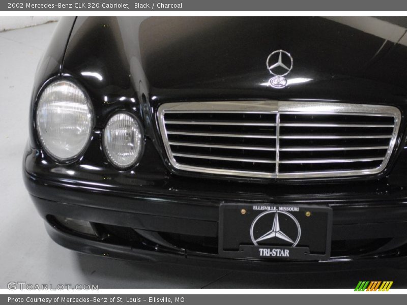 Black / Charcoal 2002 Mercedes-Benz CLK 320 Cabriolet