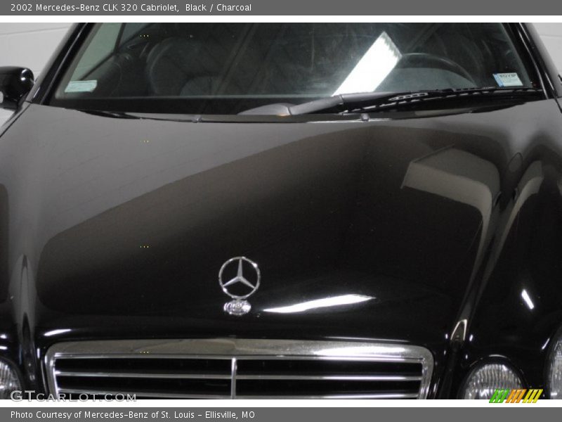 Black / Charcoal 2002 Mercedes-Benz CLK 320 Cabriolet